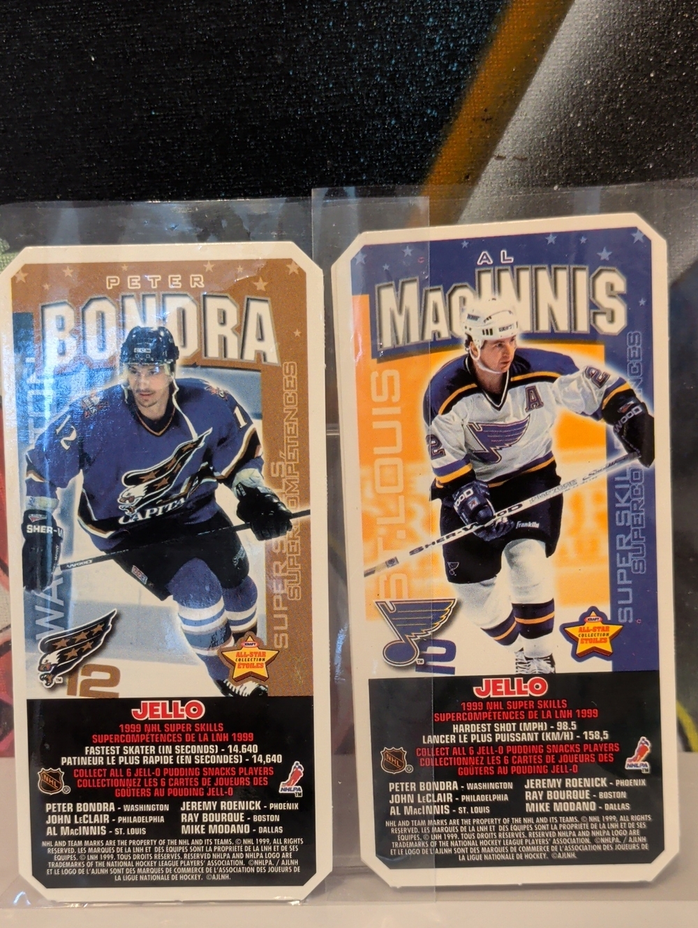 (2) 1999 Jell-O Hockey Cards (Bondra/MacInnis)